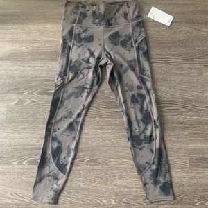 Athleta Rainier Reflective Tight 